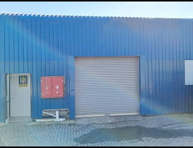 160M² WAREHOUSE RENTED IN WESTERING